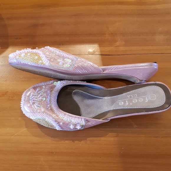 Mules - Size 7 - Light pink with beautiful beadwork - Picture 2 of 4